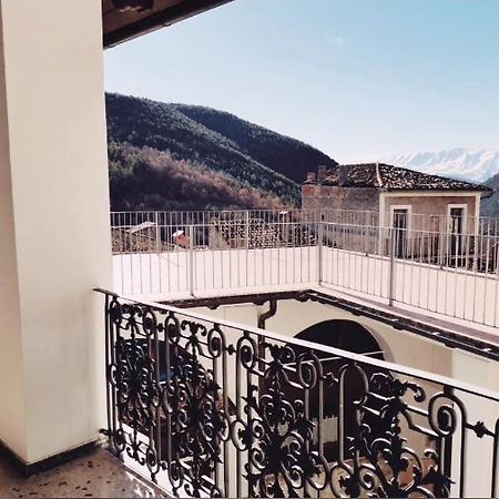 Piazzetta Del Forno Grazioso Bilocale Ad Assergi Exterior foto